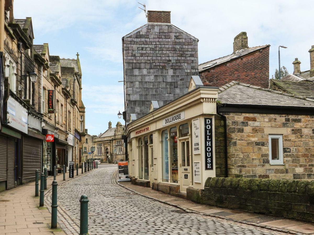 The River Appartment Todmorden Exterior photo